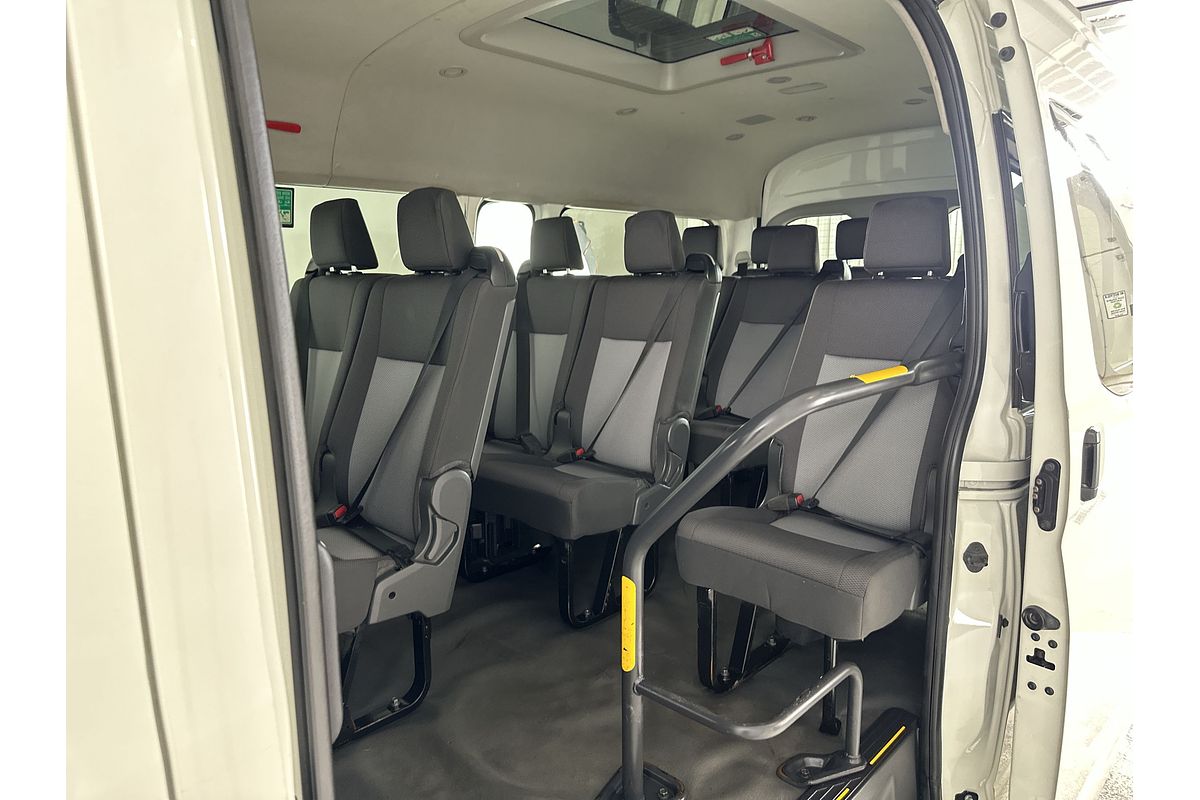 2022 Toyota Hiace Commuter GDH322R ELWB High Roof