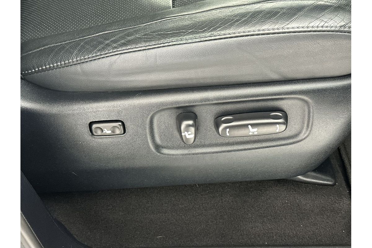 2019 Toyota Landcruiser Sahara VDJ200R