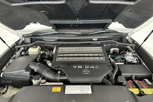 2019 Toyota Landcruiser Sahara VDJ200R