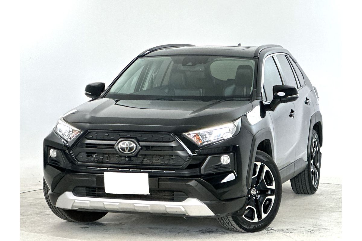 2019 Toyota RAV4 Edge AXAA54R