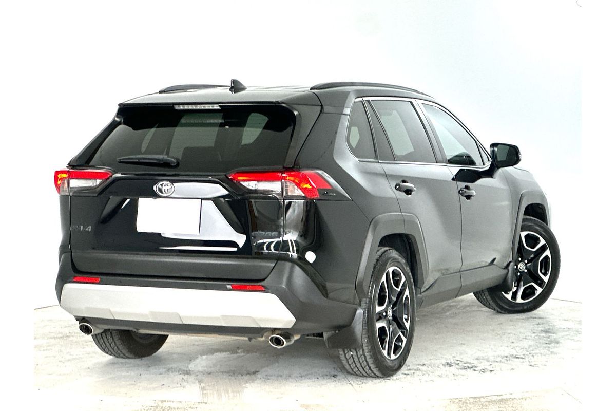 2019 Toyota RAV4 Edge AXAA54R