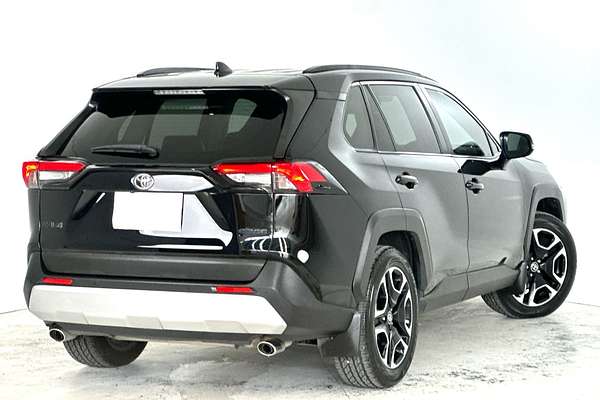 2019 Toyota RAV4 Edge AXAA54R