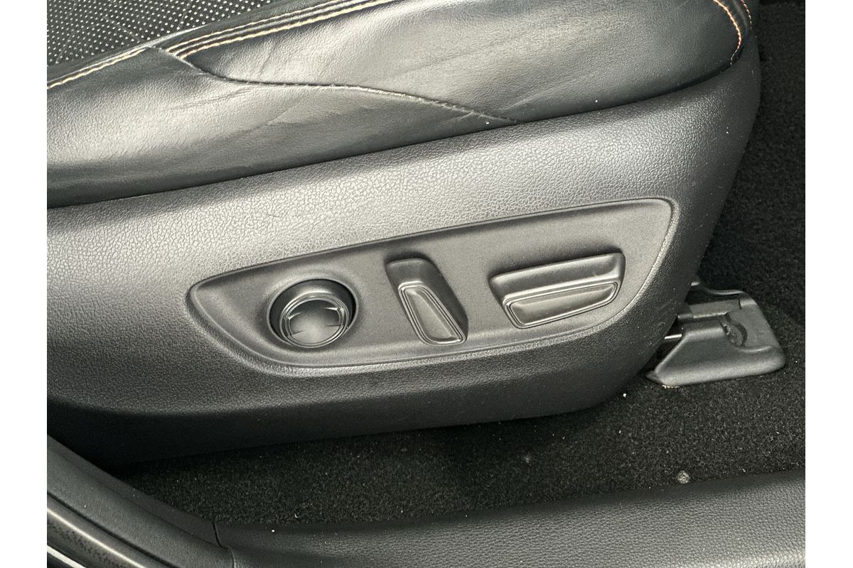 2019 Toyota RAV4 Edge AXAA54R