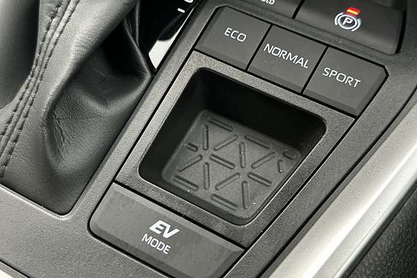 2024 Toyota RAV4 GX AXAH52R