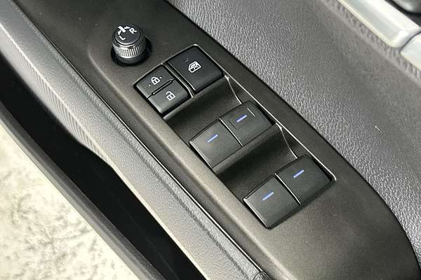 2021 Toyota Camry Ascent AXVH70R