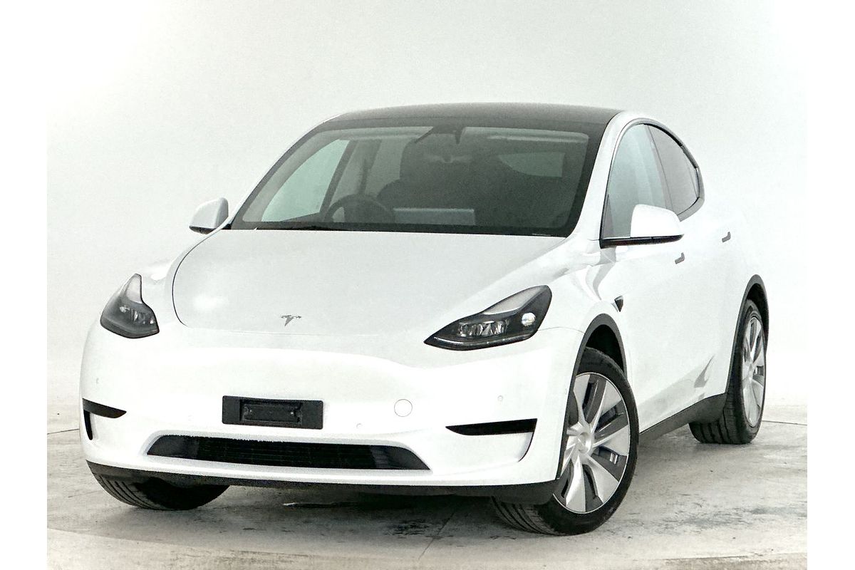 2022 Tesla Model Y Rear-Wheel Drive