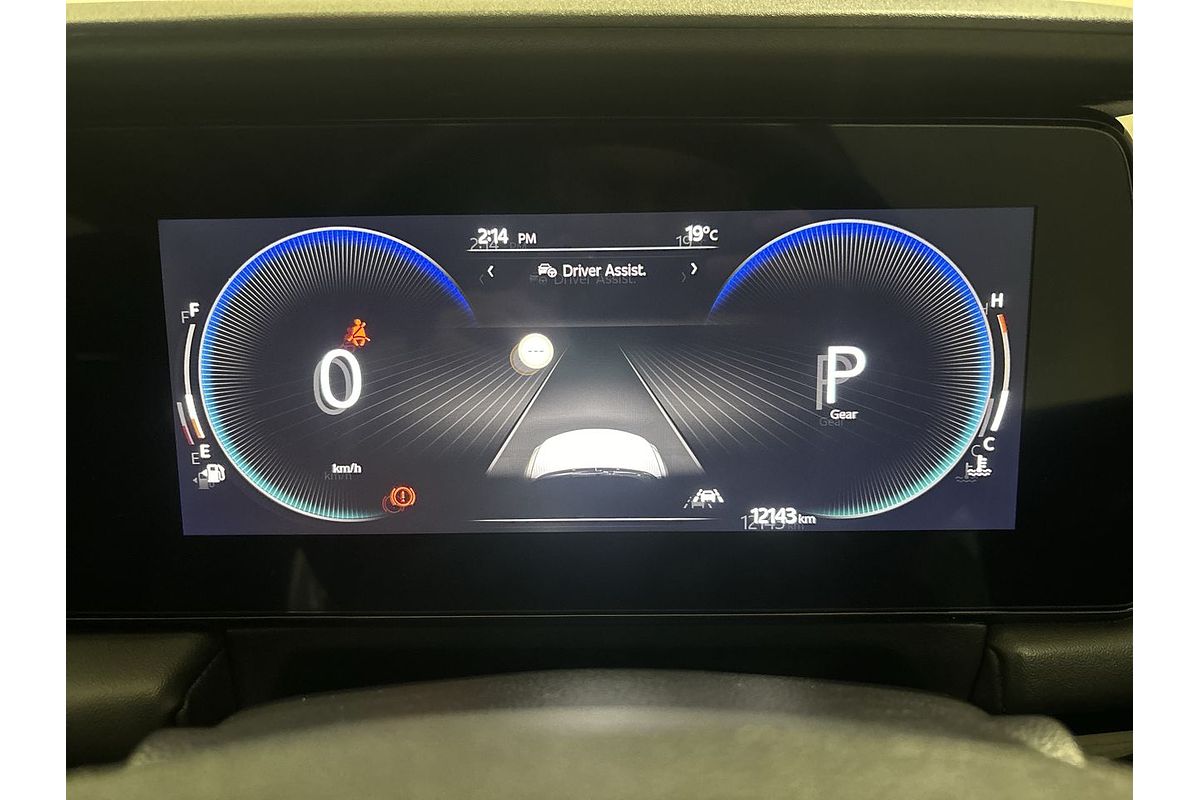 2024 Mahindra XUV700 AX7