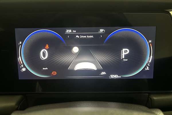 2024 Mahindra XUV700 AX7