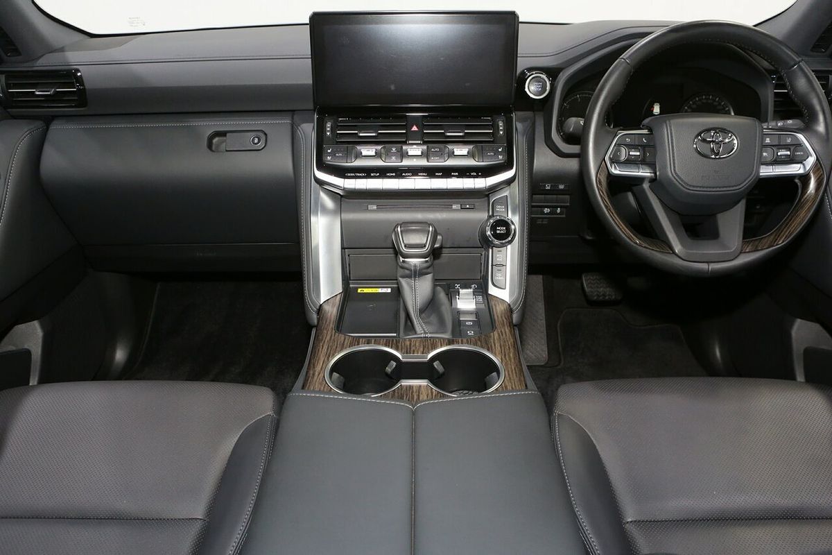2024 Toyota Landcruiser VX FJA300R