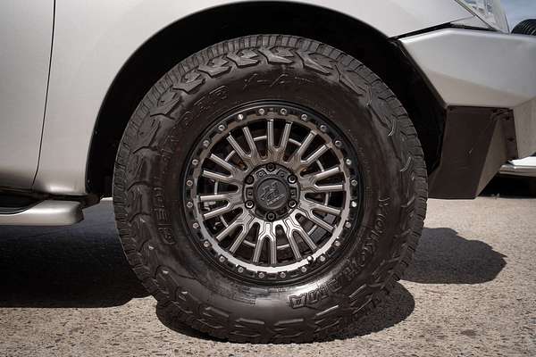 2013 Nissan Patrol ST-L Y62