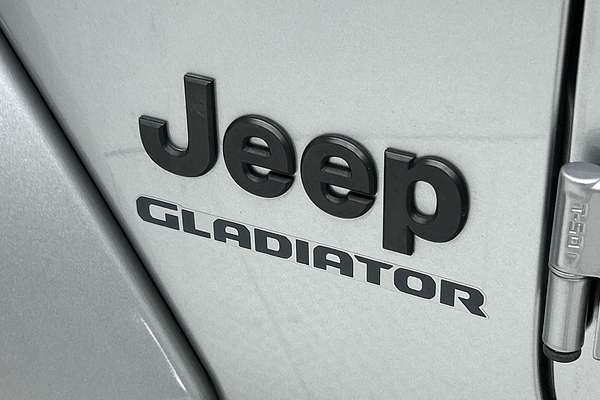 2021 Jeep Gladiator Sport S JT All Wheel Drive thumb-21