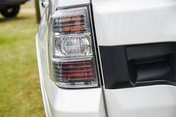 2018 Mitsubishi Pajero GLX NX