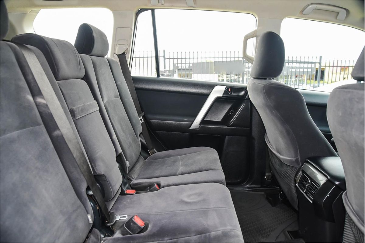 2017 Toyota Landcruiser Prado GX GDJ150R