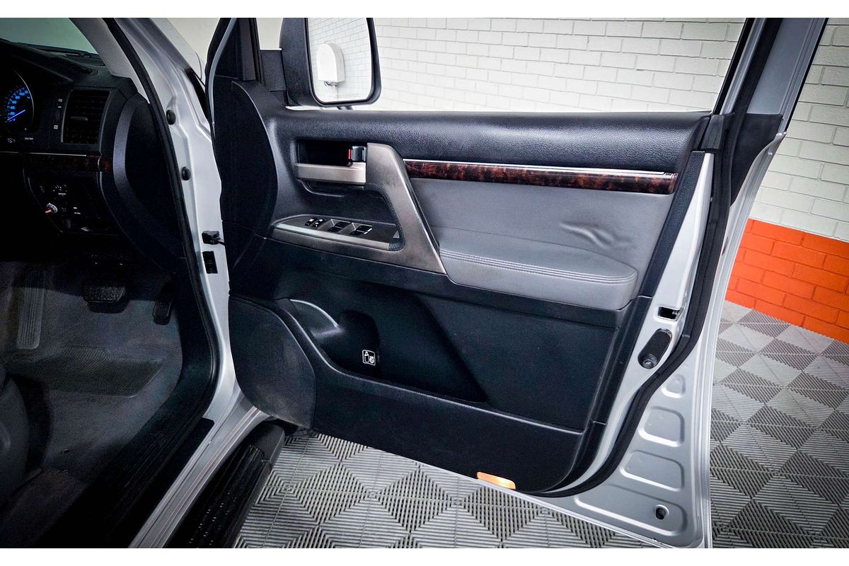 2011 Toyota Landcruiser VX VDJ200R