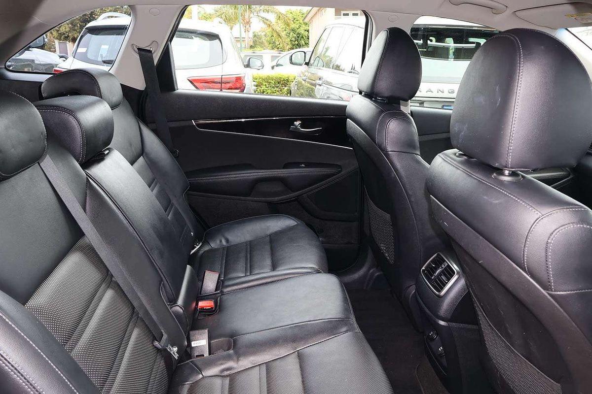 2018 Kia Sorento Sport UM