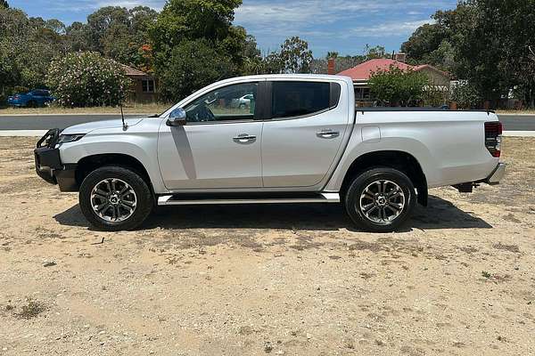 2020 Mitsubishi Triton GLS MR 4X4