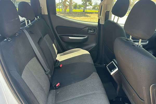 2020 Mitsubishi Triton GLS MR 4X4