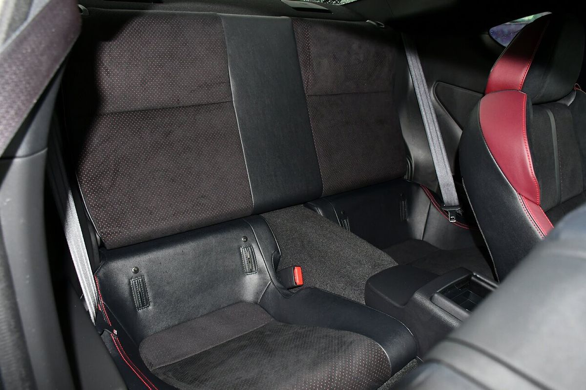 2025 Subaru BRZ tS ZD8