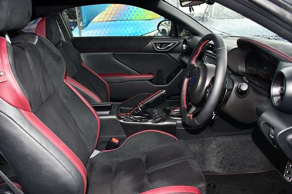 2025 Subaru BRZ tS ZD8