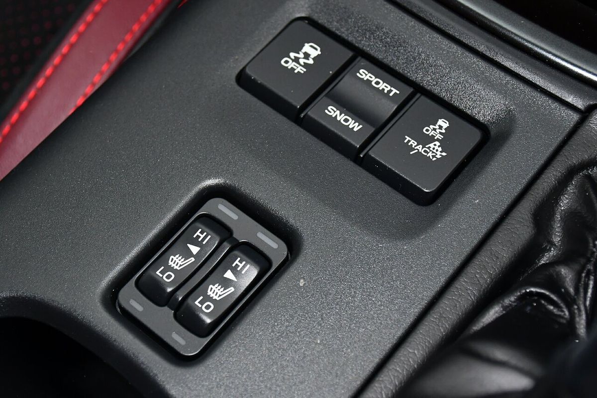 2025 Subaru BRZ tS ZD8