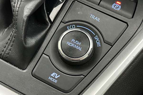 2020 Toyota RAV4 GXL AXAH54R