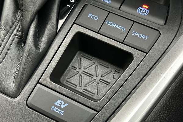 2021 Toyota RAV4 GXL AXAH52R