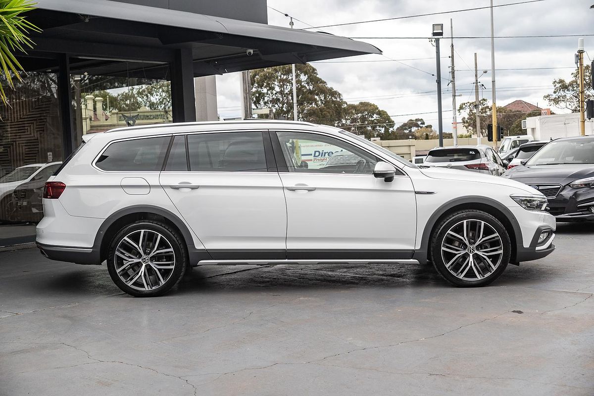 2023 Volkswagen Passat Alltrack 162TSI B8