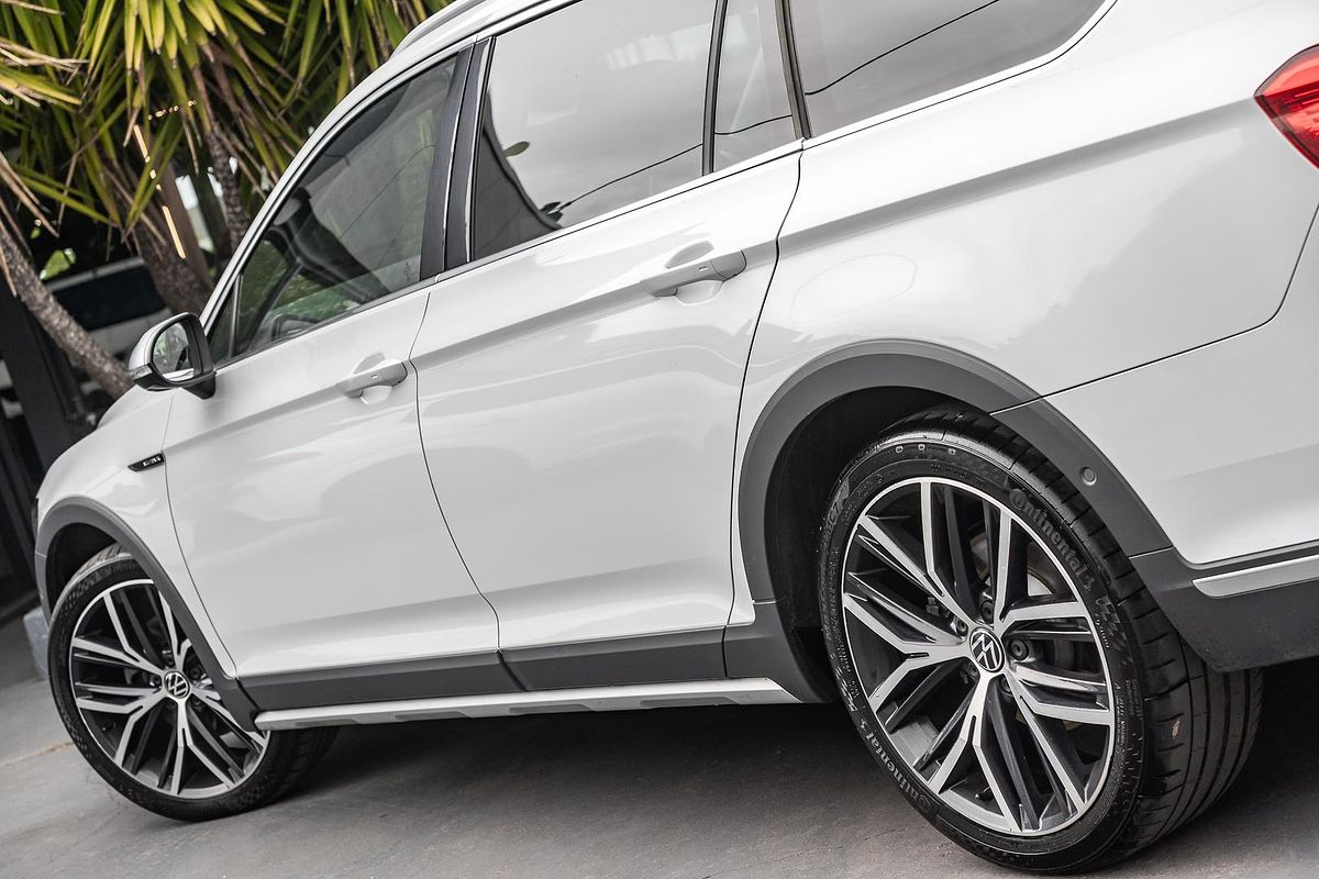 2023 Volkswagen Passat Alltrack 162TSI B8