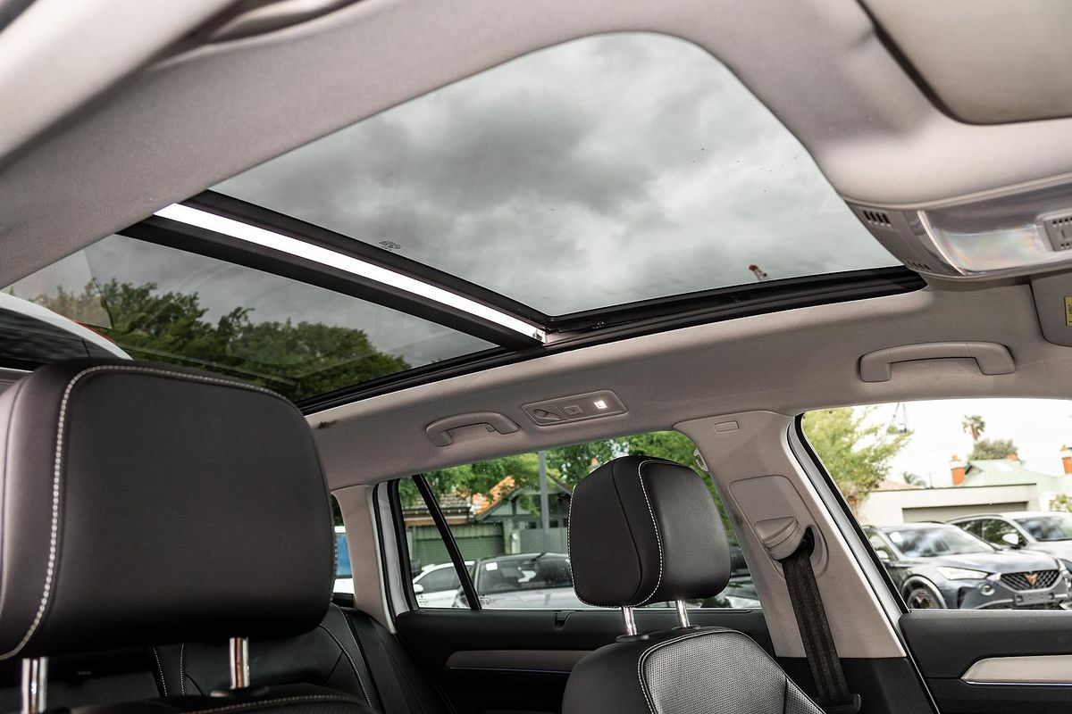 2023 Volkswagen Passat Alltrack 162TSI B8