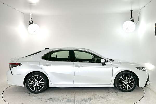 2021 Toyota Camry SL AXVH70R