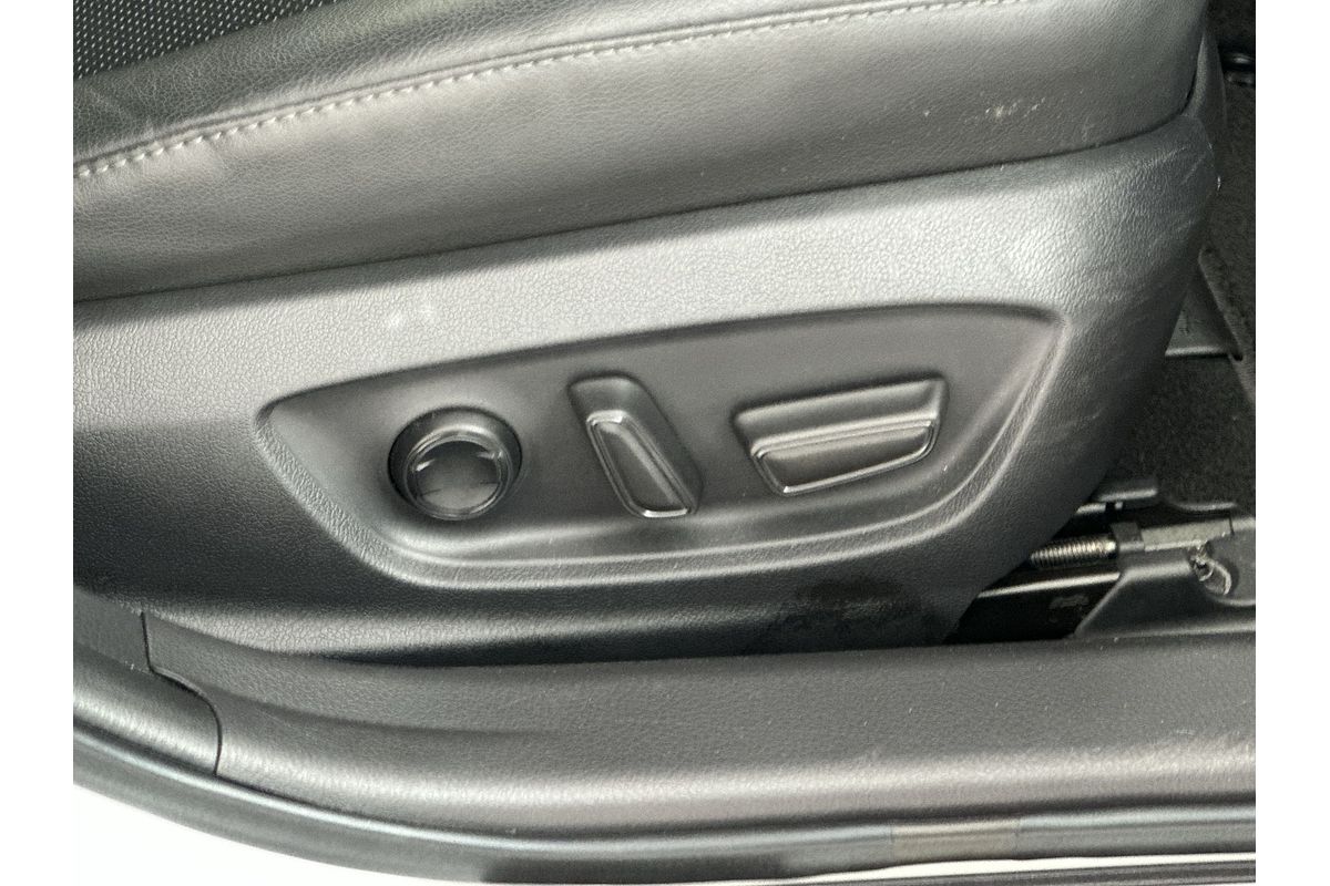 2021 Toyota Camry SL AXVH70R