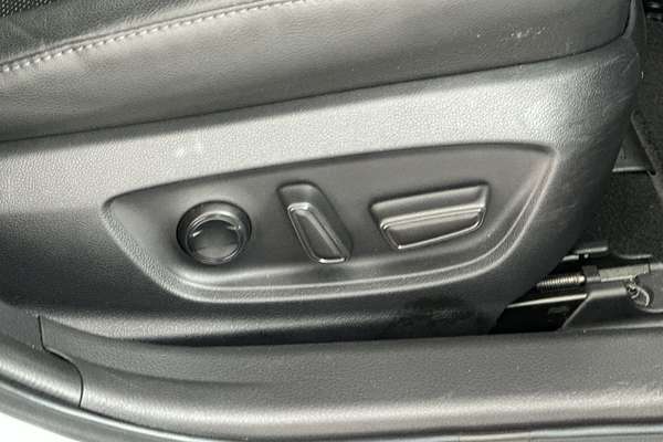 2021 Toyota Camry SL AXVH70R