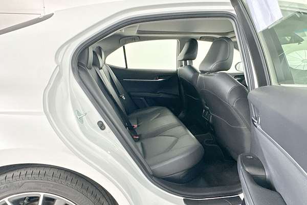 2021 Toyota Camry SL AXVH70R