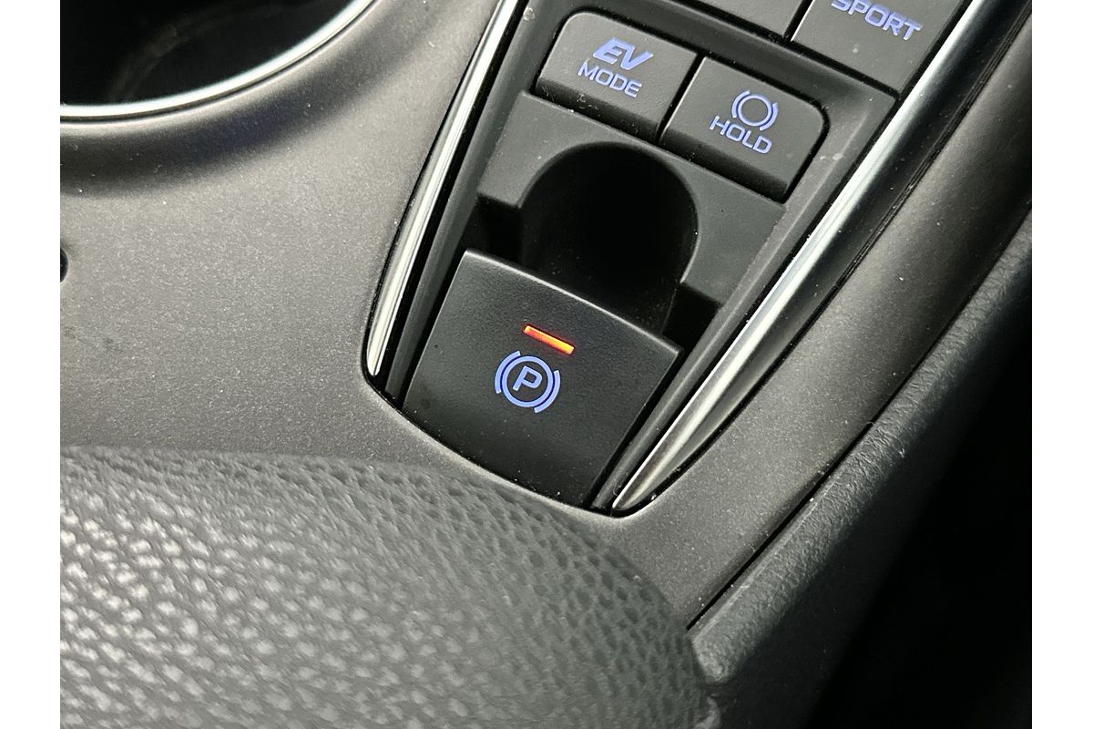 2021 Toyota Camry SL AXVH70R