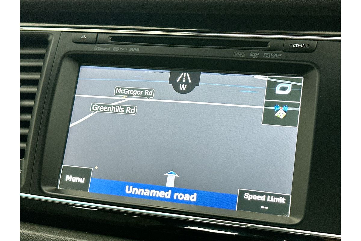 2017 Kia Carnival Platinum YP