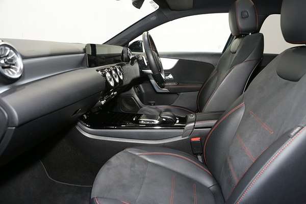 2022 Mercedes-Benz A-Class A180 V177