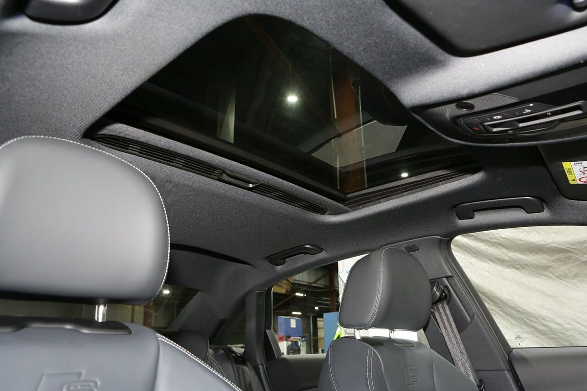 2024 Audi A4 45 TFSI S line B9