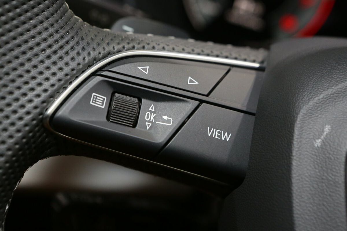 2024 Audi A4 45 TFSI S line B9