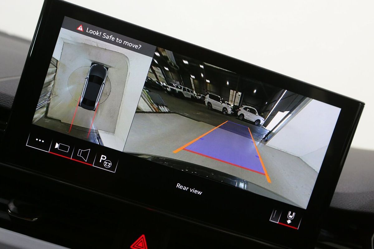 2024 Audi A4 45 TFSI S line B9