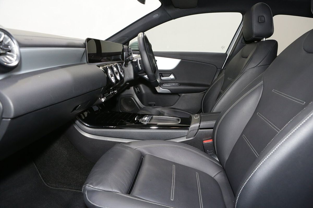 2023 Mercedes-Benz A-Class A250 V177