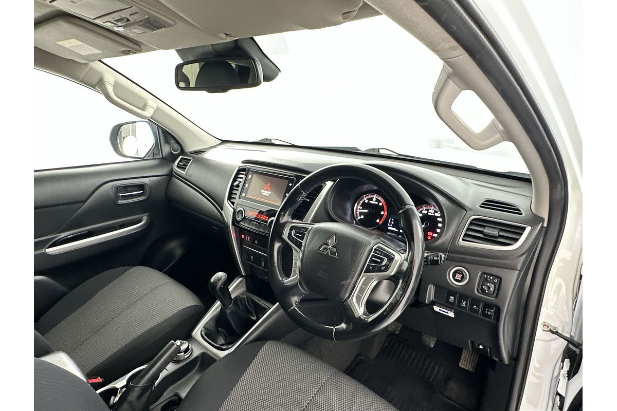 2020 Mitsubishi Triton GLS MR 4X4