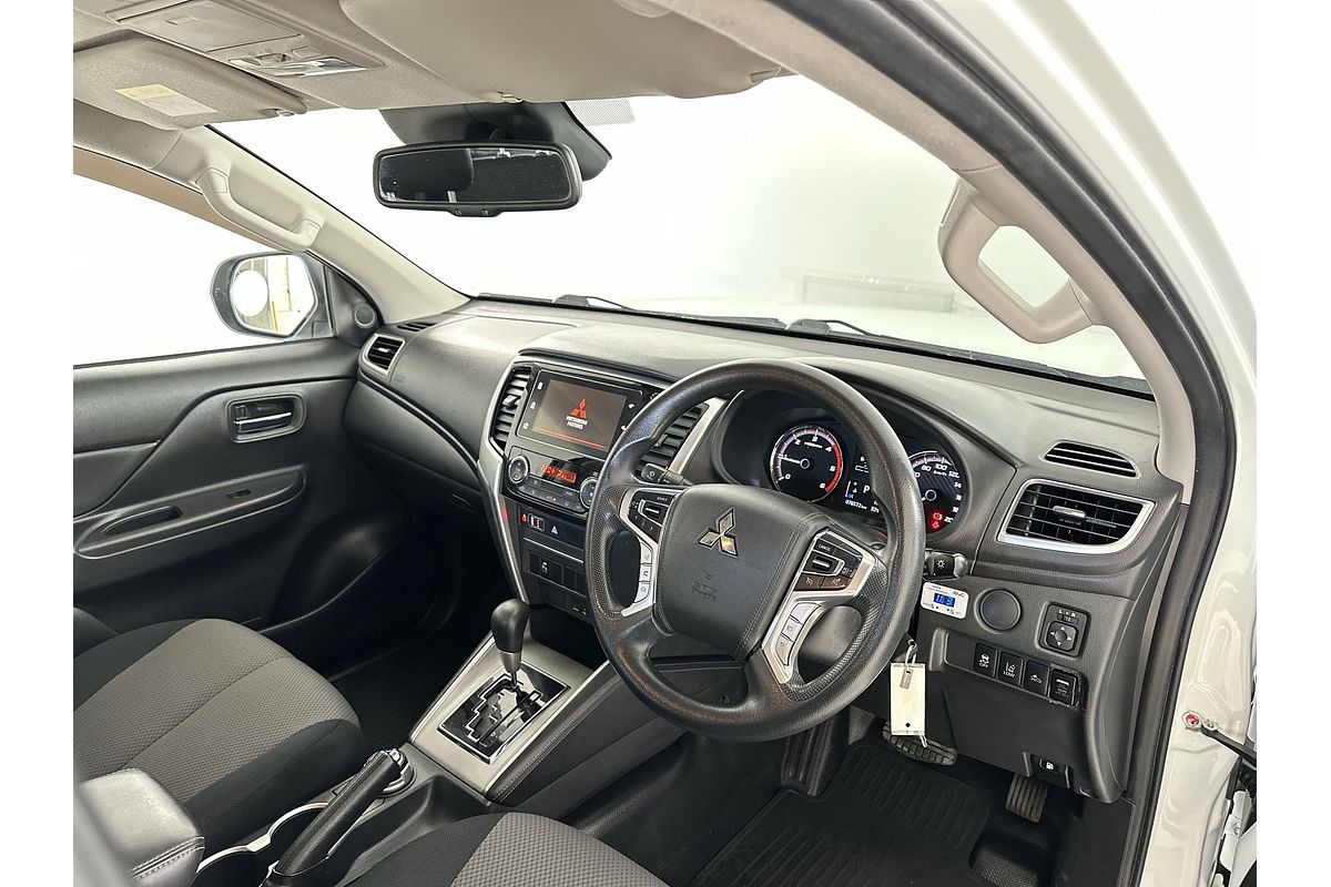 2018 Mitsubishi Triton GLX MQ 4X4