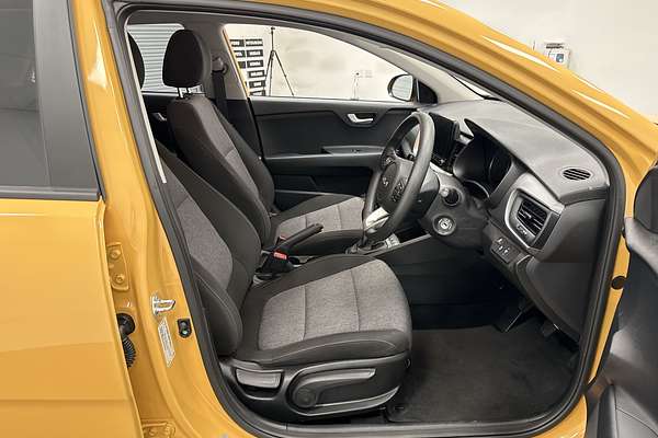 2024 Kia Stonic S YB