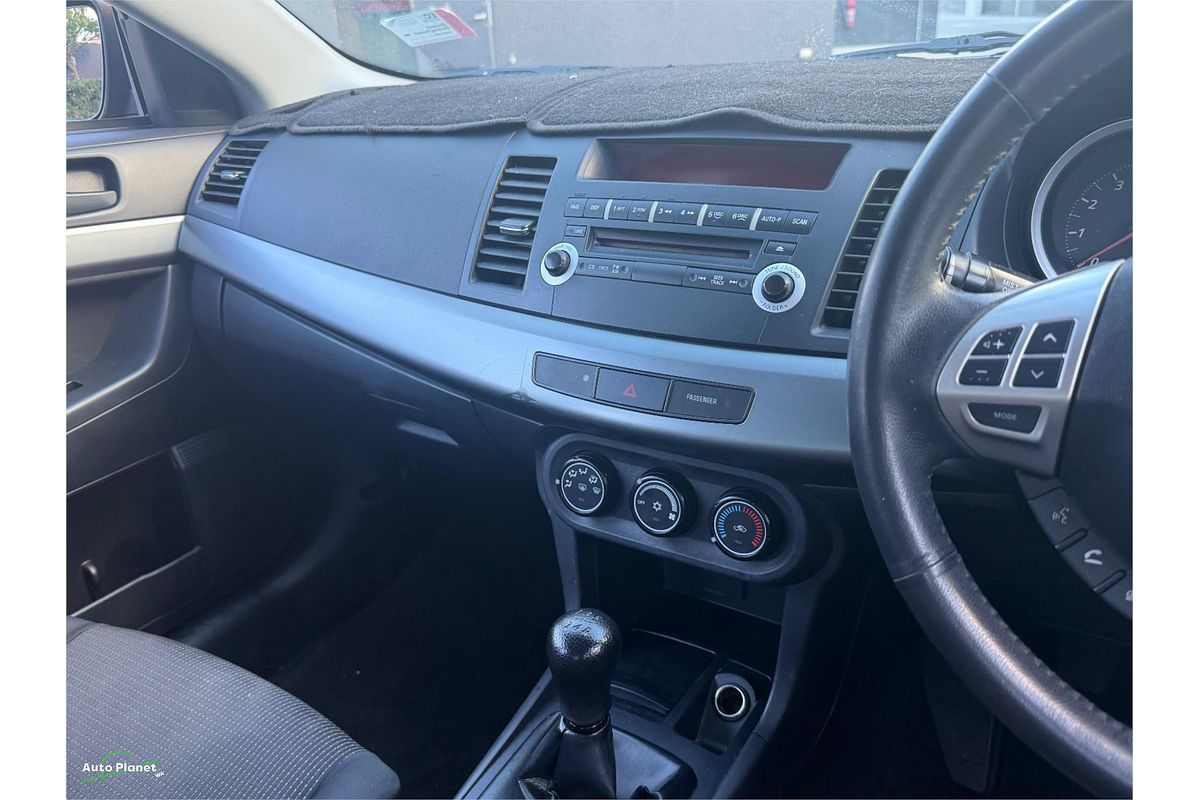 2011 Mitsubishi Lancer SX CJ