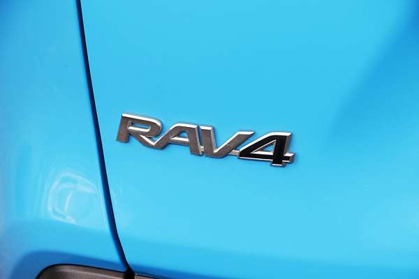 2020 Toyota RAV4 Cruiser MXAA52R