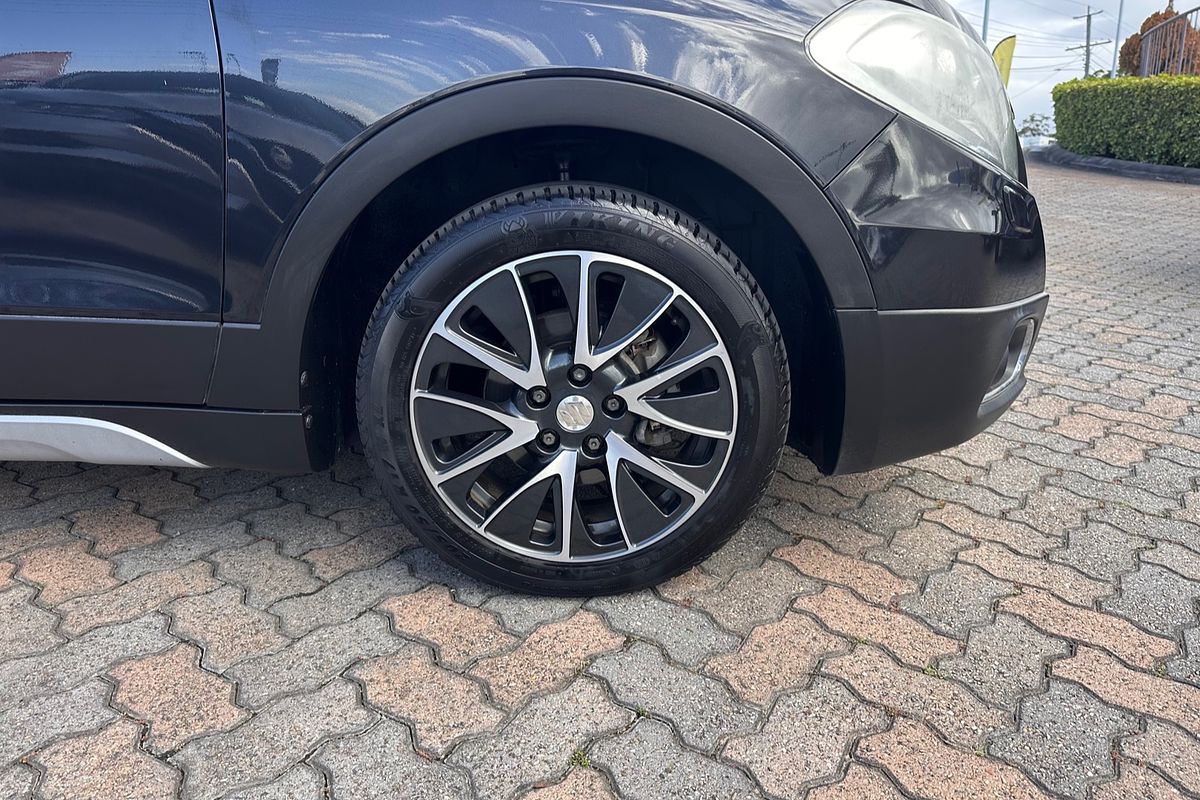 2013 Suzuki S-Cross GLX Prestige JY