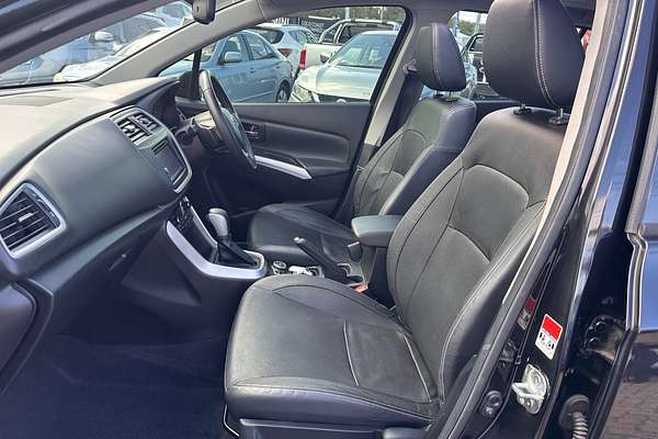 2013 Suzuki S-Cross GLX Prestige JY