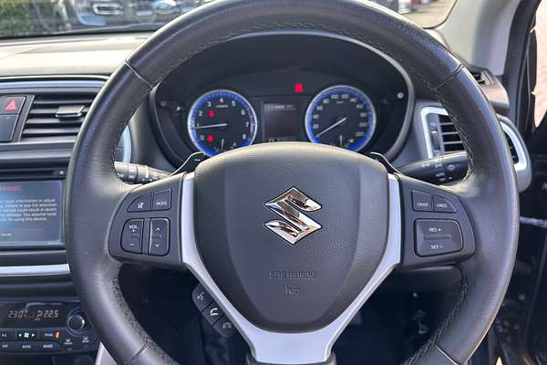 2013 Suzuki S-Cross GLX Prestige JY