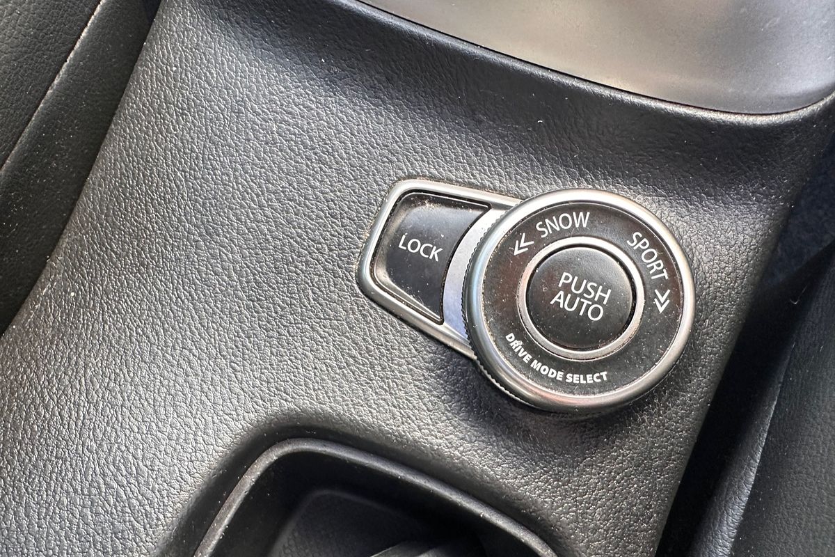 2013 Suzuki S-Cross GLX Prestige JY