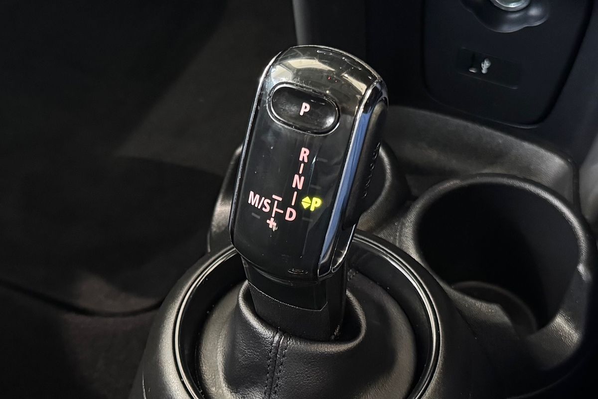 2019 MINI Hatch Cooper F56 LCI